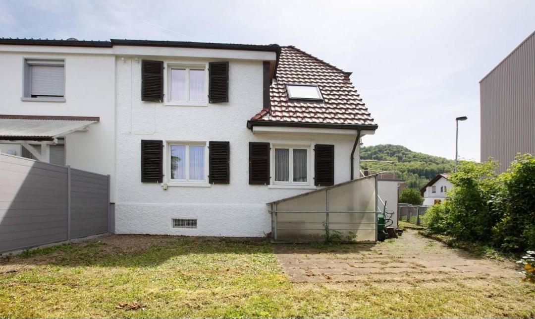 Ferienhaus Ayna, Direkt An Der Schweizer Grenze Bad Säckingen Dış mekan fotoğraf