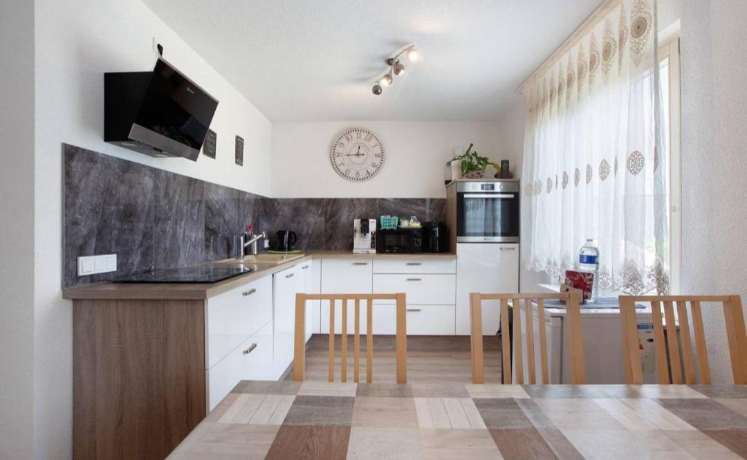 Ferienhaus Ayna, Direkt An Der Schweizer Grenze Bad Säckingen Dış mekan fotoğraf